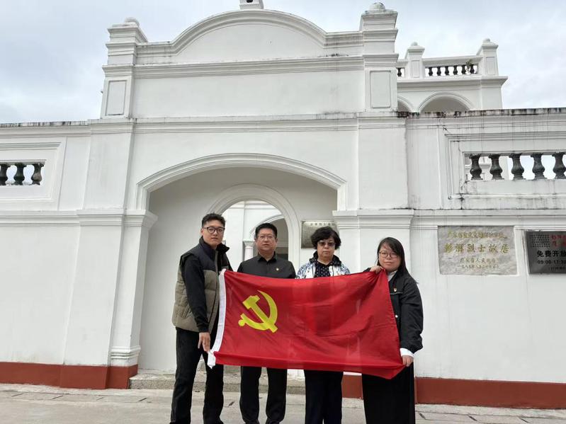 踏红色足迹悟初心 强党建根基促...