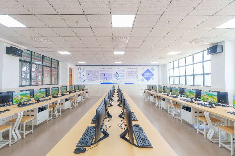 实训焕新启新程——云浮校区第三...