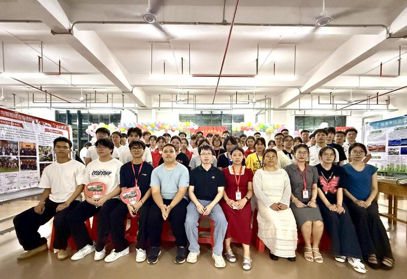 暖心迎新筑梦行，城建学院护航新...