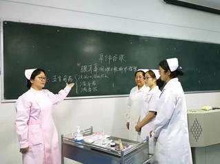 指导教师集体备课