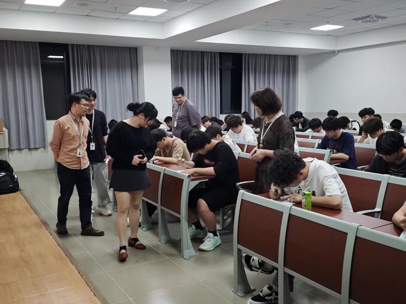 墨韵承岐黄 笔端铸医魂   —...