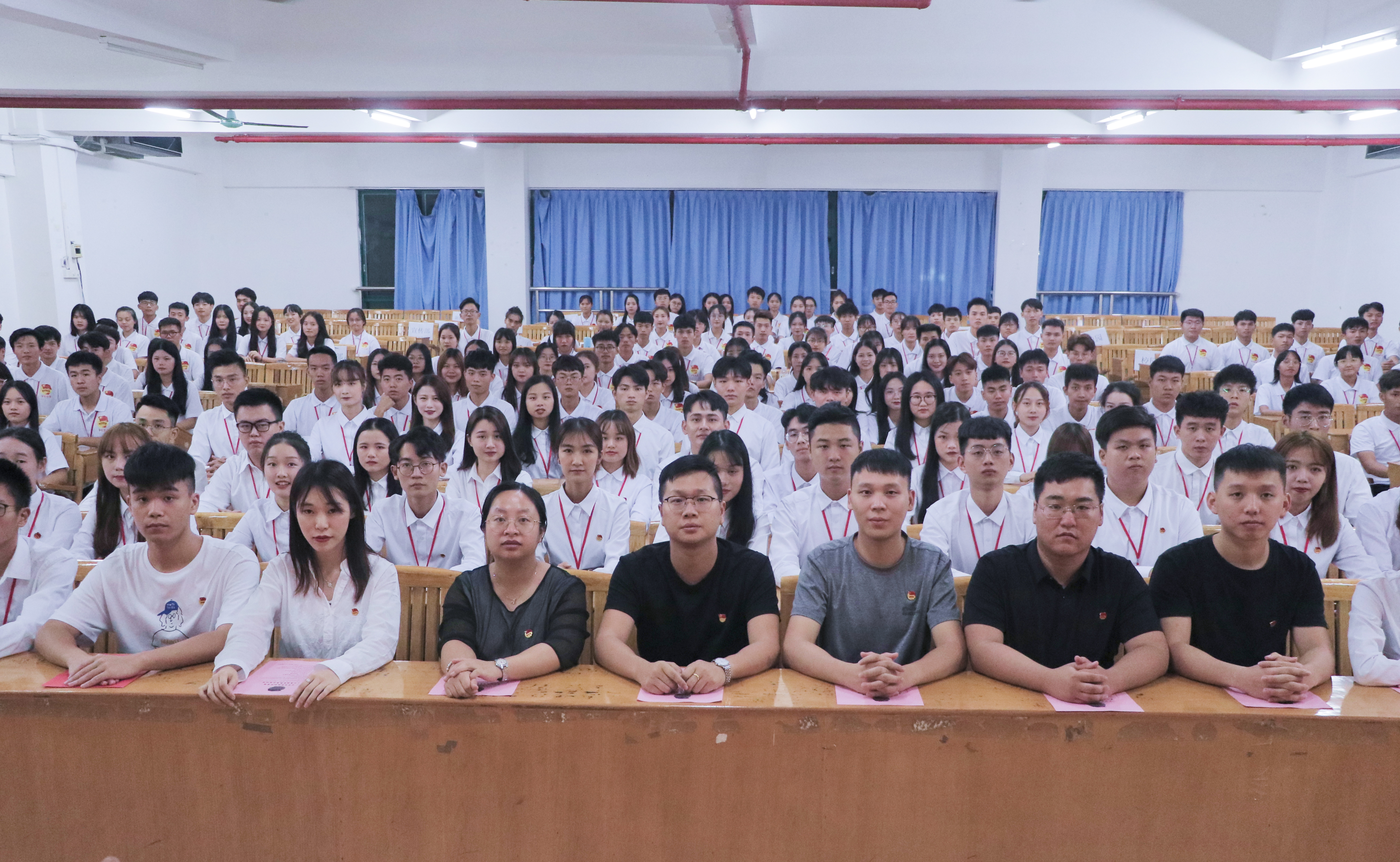 <a href='/cstw/2019/1113/c838a47006/page.htm' target='_blank' title='广州华立科技职业学院第十四届校团委动员大会'>广州华立科技职业学院第十四届校团委动员大会</a>